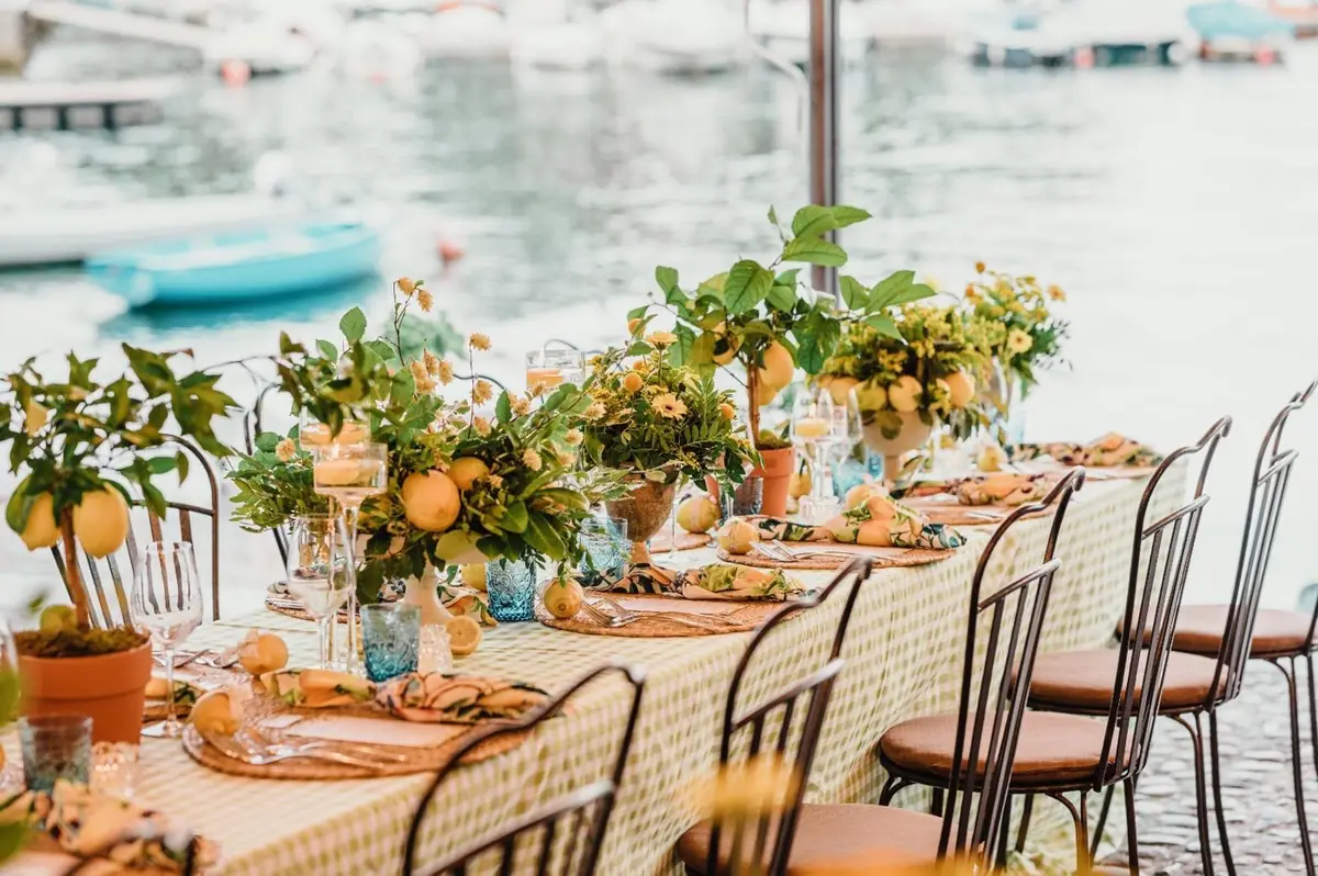 A table set for an event at La Tirlindana overlooking the lake